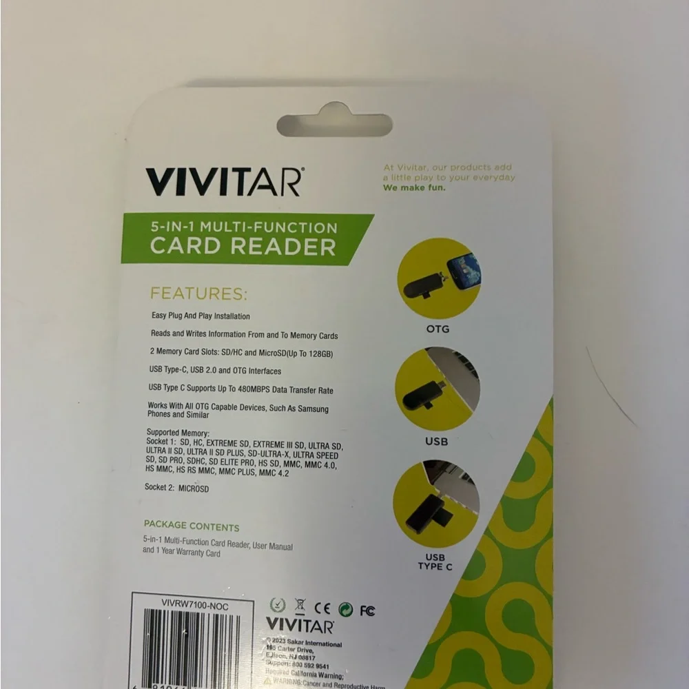 Vivitar Desktop 5-in-1 USB Card Reader Plug and Play SD USB-C